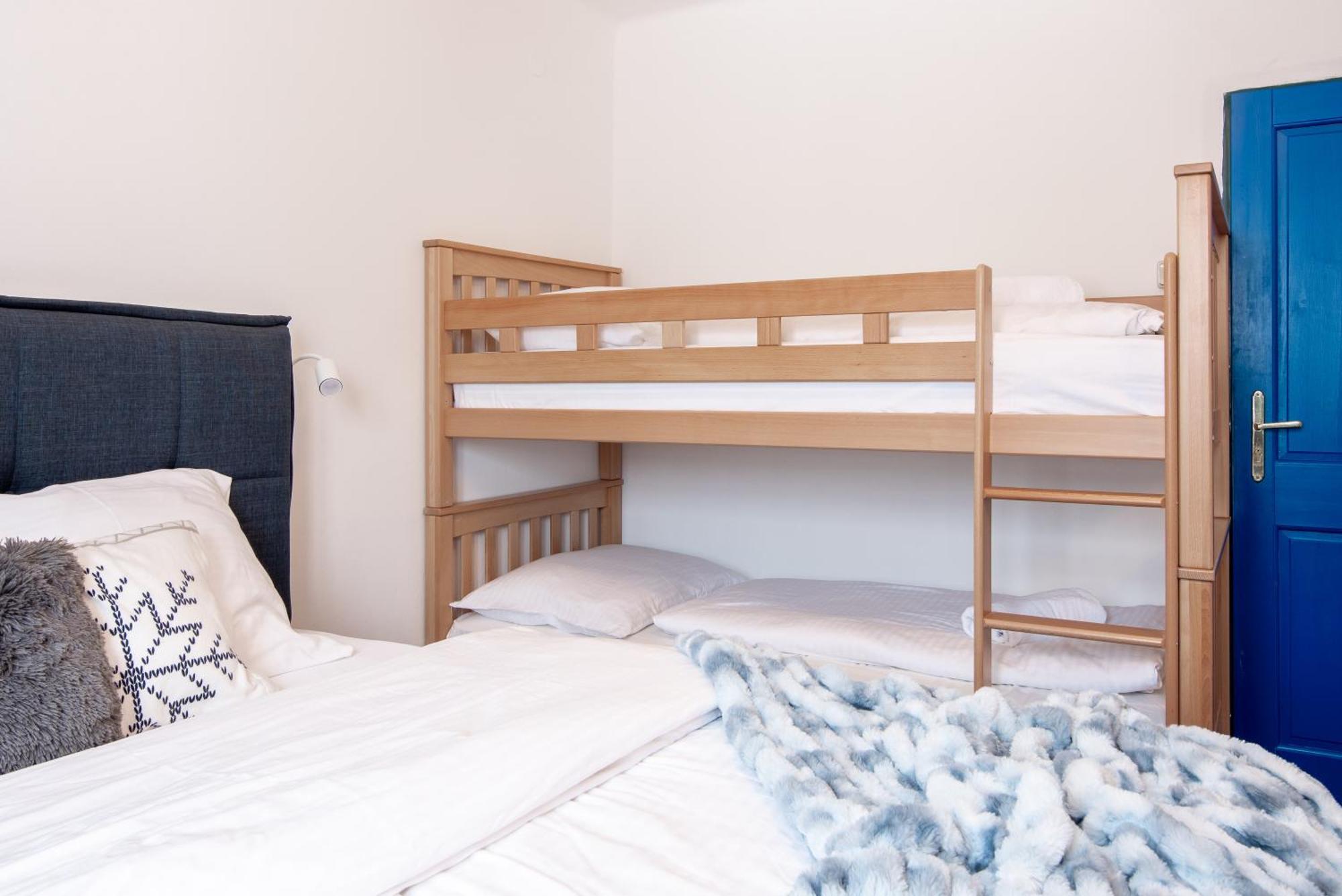Prazska Bouda Hotel Pec pod Snezkou Bagian luar foto